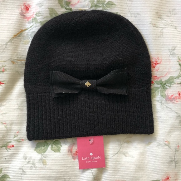 Kate Spade Beanie Mittens and Wallet - Picture 5 of 9